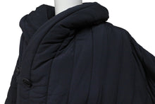 画像をギャラリービューアに読み込む, ISSEY MIYAKE イッセイミヤケ コート WIND COAT キルティング ネイビー ナイロン ポリエステル M I W33-FA185 美品 中古 55295