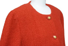 画像をギャラリービューアに読み込む, CHANEL シャネル ジャケット ショート丈 ココマークボタン PO2075VO2872 1993年秋 レッド ゴールド金具 38 美品 中古 55316