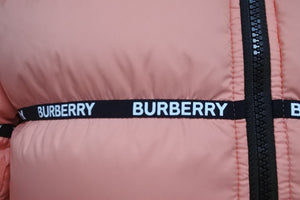 新品未使用品 BURBERRY バーバリー コート ダウンジャケット キッズ 4500576878 ナイロン ポリエステル サイズ6Y ピンク 中古 55332