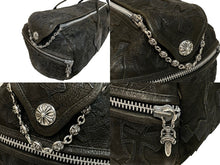 画像をギャラリービューアに読み込む, CHROME HEARTS クロムハーツ ダッフルバッグ スモール セメタリークロスパッチ SV925 デストロイレザー 美品 中古 55353