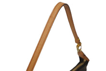 画像をギャラリービューアに読み込む, LOUIS VUITTON ルイヴィトン ハンドバッグ ポシェットアクセソワール M51980 モノグラム ゴールド金具 美品 中古 55406