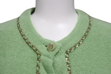 画像をギャラリービューアに読み込む, 新品未使用 CHANEL シャネル ジャケット チェーン ココマークボタン ノーカラー グリーン サイズ34 P62893K48463 中古 55419