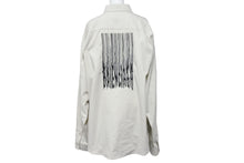 画像をギャラリービューアに読み込む, 極美品 BALENCIAGA バレンシアガ 21AW バーコードロゴ オーバーサイズ 長袖シャツ グレー 662982 サイズ38 中古 55433
