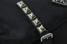 Load image into Gallery viewer, PRADA プラダ ナイロン スタッズ ショルダーバッグ ブラック トライアングルロゴ シルバー金具 黒 レザー 中古 55554