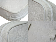 画像をギャラリービューアに読み込む, LOUIS VUITTON ルイヴィトン M53297 ユティリティ サイドバッグ カーフ POWDER WHITE WHITE トリヨン モノグラム CA5118 中古 55691