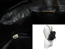 画像をギャラリービューアに読み込む, CHANEL シャネル リュック デイパック ブラック レザー ココマーク 3番台 ゴールド金具 良品 中古 55767