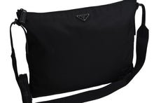 Load image into Gallery viewer, PRADA プラダ 三角ロゴ ショルダーバッグ ロングショルダーバッグ リナイロン シルバー金具 美品 中古 55828