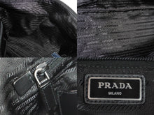 Load image into Gallery viewer, PRADA プラダ 三角ロゴ ショルダーバッグ ロングショルダーバッグ リナイロン シルバー金具 美品 中古 55828