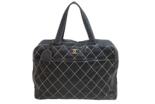 画像をギャラリービューアに読み込む, CHANEL シャネル ワイルドステッチ ボストンバッグ ココマーク ブラック 6番台 ロゴ ロック付き 鞄 手持ち かばん 中古 55841