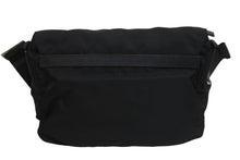 Load image into Gallery viewer, PRADA プラダ ショルダーバッグ メッセンジャー トライアングルロゴ ブラック ナイロン 1BD671 ブラック 美品 中古 55895