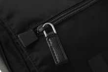 Load image into Gallery viewer, 極美品 PRADA プラダ ショルダーバッグ メッセンジャー トライアングルロゴ ブラック ナイロン 1BD671 ブラック 中古 55903