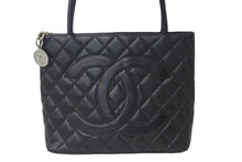 画像をギャラリービューアに読み込む, CHANEL シャネル ハンドバッグ 復刻トート A01804 ココマーク キャビアスキン ブラック シルバー金具 美品 中古 55926