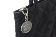 画像をギャラリービューアに読み込む, CHANEL シャネル ハンドバッグ 復刻トート A01804 ココマーク キャビアスキン ブラック シルバー金具 美品 中古 55926