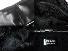 Load image into Gallery viewer, PRADA プラダ パンチングハンドバッグ ボストンバッグ B10524 VITELLO DRIVE レザー ブラック ホワイト シルバー 美品 中古 55935