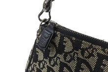 画像をギャラリービューアに読み込む, Christian Dior クリスチャンディオール トロッター サドルポーチ ロゴ ハンドバッグ 総柄 ブラック シルバー金具 美品 中古 55969