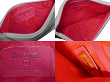 画像をギャラリービューアに読み込む, CHANEL シャネル ポーチ コインケース ココマーク 9番台 シリアルシール レザー ホワイト ピンク シルバー金具 美品 中古 55972
