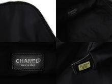 画像をギャラリービューアに読み込む, CHANEL シャネル ハンドバッグ バニティ 化粧ポーチ ココマーク A15829 6番台 2000年 アンティークゴールド金具 美品 中古 55981