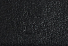 Load image into Gallery viewer, Christian Louboutin クリスチャンルブタン パスポートケース スパイクスタッズレザー ブラック レッド 美品 中古 55985