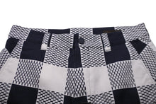 Load image into Gallery viewer, 極美品 LOUIS VUITTON ルイヴィトン ショートパンツ ダミエ柄 アメリカズカップ2017 サイズ38 RM171C AJV HBY46W 中古 56001