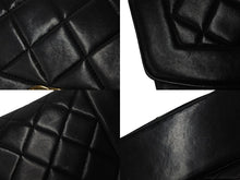 Load image into Gallery viewer, CHANEL シャネル ショルダーバッグ ダイアナ22 マトラッセ チェーン ヴィンテージ 2番台 ブラック ゴールド金具 美品 中古 56066
