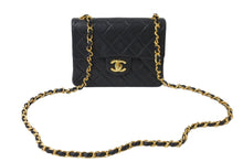 Load image into Gallery viewer, CHANEL シャネル ミニマトラッセ ココマーク ブラック シングルチェーンバッグ シングルフラップ レザー ゴールド金具 美品 中古 56067