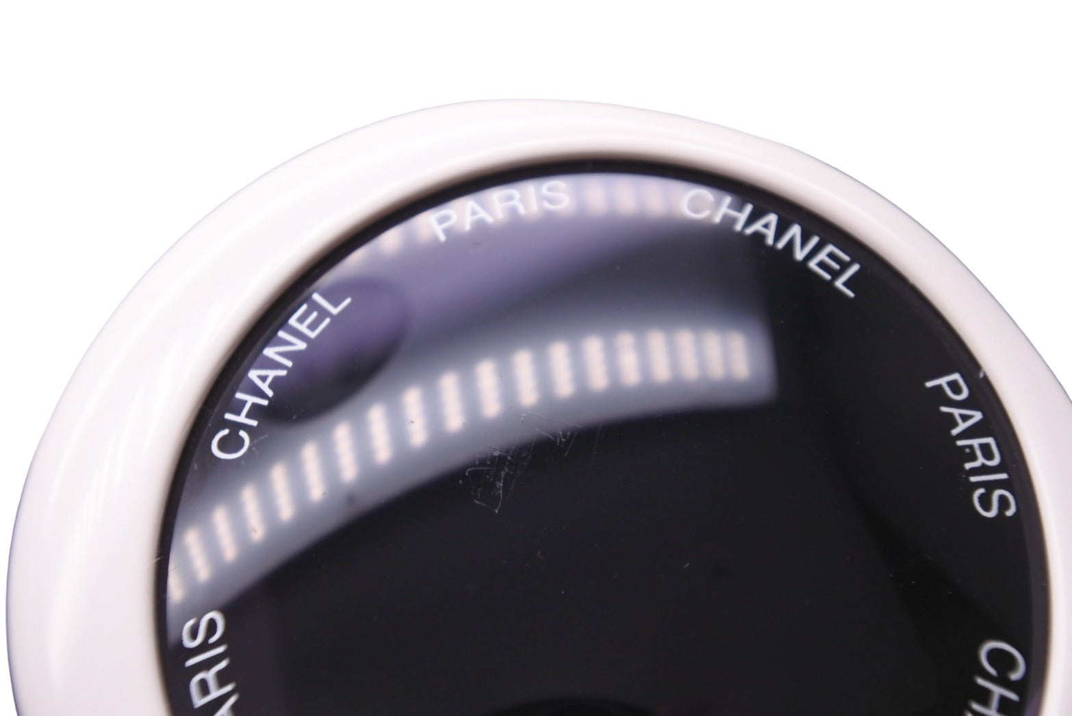 Chanel シャネル サングラス ロゴ 白 ココマーク ブラックレンズ ヴィンテージシャネル 01949 10601 美品 中古 56102 –  Casanova Vintage