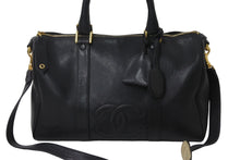 画像をギャラリービューアに読み込む, CHANEL シャネル 2WAYボストンバッグ ココマーク チャーム キャビアスキン 3番台 1995年 ブラック ゴールド金具 美品 中古 56111