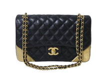 画像をギャラリービューアに読み込む, CHANEL シャネル マトラッセ チェーンショルダーバッグ 24番台 A94495 ブラック ラムスキン ゴールド金具 美品 中古 56112