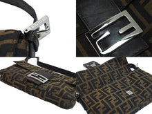 画像をギャラリービューアに読み込む, FENDI フェンディ ズッカ柄 マンマバケット ショルダーバッグ ワンショルダー ブラウン アクセサリーポーチ 美品 中古 56166