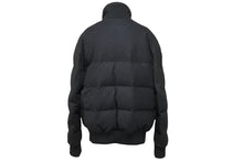 Load image into Gallery viewer, 新品未使用 HERMES エルメス ダウンジャケット アウター グレー カシミヤ フランス製 サイズ48 シルバー金具 中古 56167