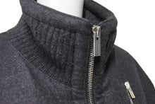 Load image into Gallery viewer, 新品未使用 HERMES エルメス ダウンジャケット アウター グレー カシミヤ フランス製 サイズ48 シルバー金具 中古 56167