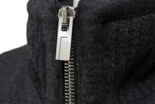 Load image into Gallery viewer, 新品未使用 HERMES エルメス ダウンジャケット アウター グレー カシミヤ フランス製 サイズ48 シルバー金具 中古 56167