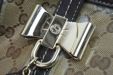 画像をギャラリービューアに読み込む, Gucci グッチ バッグ ミニボストンバッグ 181485 ベージュ GGクリスタル パピヨン型 チャーム付き 良品 中古 56177