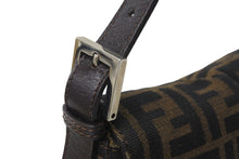 画像をギャラリービューアに読み込む, FENDI フェンディ ショルダーバッグ マンマバケット ワンショルダー ブラウン ズッカ柄 美品 中古 56186