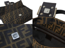 画像をギャラリービューアに読み込む, FENDI フェンディ ショルダーバッグ マンマバケット ワンショルダー ブラウン ズッカ柄 美品 中古 56186