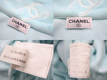 画像をギャラリービューアに読み込む, CHANEL シャネル ヴィンテージ ボタン半袖Ｔシャツ ベロア ココマーク 総柄 スカイブルー サイズ38 美品 中古 56200