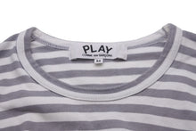 Load image into Gallery viewer, Play Comme des Garçons プレイ コムデギャルソン 長袖Ｔシャツ ロンT ボーダー ストライプ AZ-T217 美品 中古 56217