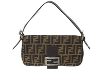 画像をギャラリービューアに読み込む, FENDI フェンディ ワンショルダーバッグ ズッカ柄 マンマバケット キャンバス レザー ブラウン シルバー金具 美品 中古 56229