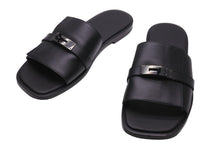 Load image into Gallery viewer, HERMES エルメス ケリーレザーサンダル ガブリエル カーフスキン メタル ブラック サイズ43 メンズ 美品 中古 56248