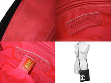 画像をギャラリービューアに読み込む, CHANEL シャネル ショルダーバッグ カンボンライン ココマーク 10番台 ブラック レザー シルバー金具 美品 中古 56273