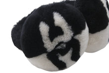 Load image into Gallery viewer, 極美品 CHANEL シャネル イヤーマフ シアリング ココマーク ブラック ホワイト AA7836B06521 中古 56578