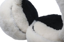 Load image into Gallery viewer, 極美品 CHANEL シャネル イヤーマフ シアリング ココマーク ブラック ホワイト AA7836B06521 中古 56578