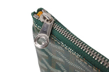 画像をギャラリービューアに読み込む, GOYARD ゴヤール ヘリンボーン柄 セナMM クラッチバッグ グリーン PVC 82273893 鞄 ロゴ シルバー金具 美品 中古 56687