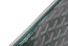 画像をギャラリービューアに読み込む, GOYARD ゴヤール ヘリンボーン柄 セナMM クラッチバッグ グリーン PVC 82273893 鞄 ロゴ シルバー金具 美品 中古 56687