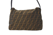 画像をギャラリービューアに読み込む, FENDI フェンディ ズッカ柄 ビッグマンマバケット ショルダーバッグ ワンショルダー ブラウン 8BR638-G1E 美品 中古 56707