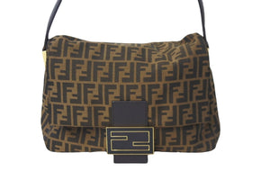 FENDI フェンディ ズッカ柄 ビッグマンマバケット ショルダーバッグ