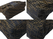 画像をギャラリービューアに読み込む, FENDI フェンディ ズッカ柄 ビッグマンマバケット ショルダーバッグ ワンショルダー ブラウン 8BR638-G1E 美品 中古 56707