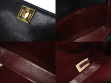 Load image into Gallery viewer, CHANEL シャネル ミニ マトラッセ チェーン ショルダーバッグ 1番台 ラムスキン ゴールド金具 ココマーク 美品 中古 56718