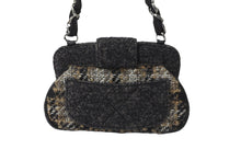 Load image into Gallery viewer, 極美品 CHANEL シャネル マトラッセ ツイード チェーン ワンショルダー バッグ 10番台 マルチカラー ココマーク 鞄 中古 56728