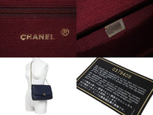 Load image into Gallery viewer, CHANEL シャネル ショルダーバッグ マトラッセ シングルフラップ 0番台 レザー ネイビー ゴールド金具 美品 中古 56758